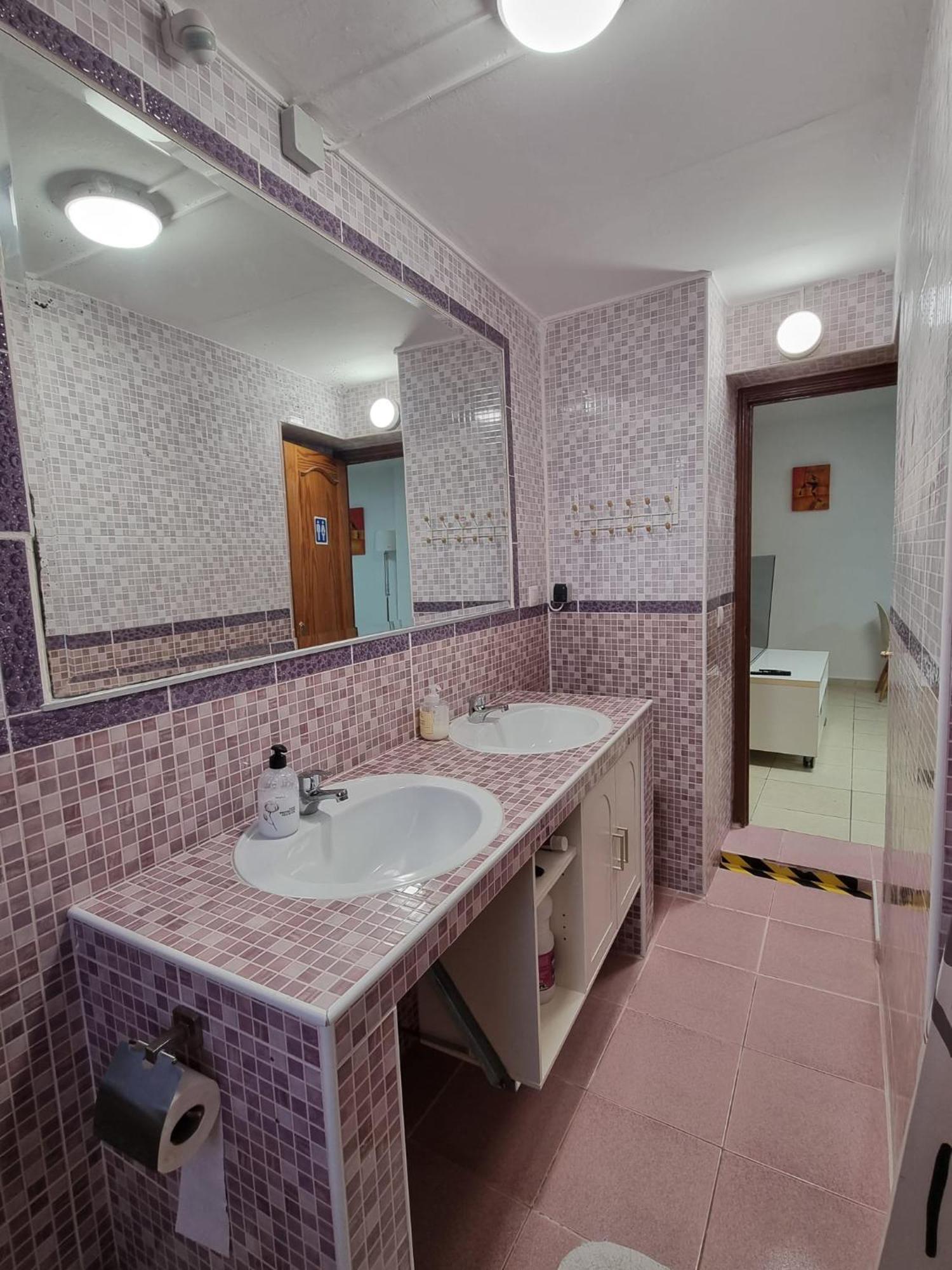 פואנגירולה Cozy Rooms In Terraced House מראה חיצוני תמונה