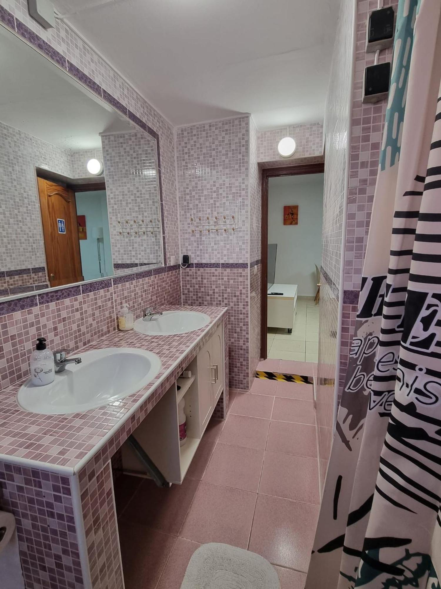 פואנגירולה Cozy Rooms In Terraced House מראה חיצוני תמונה