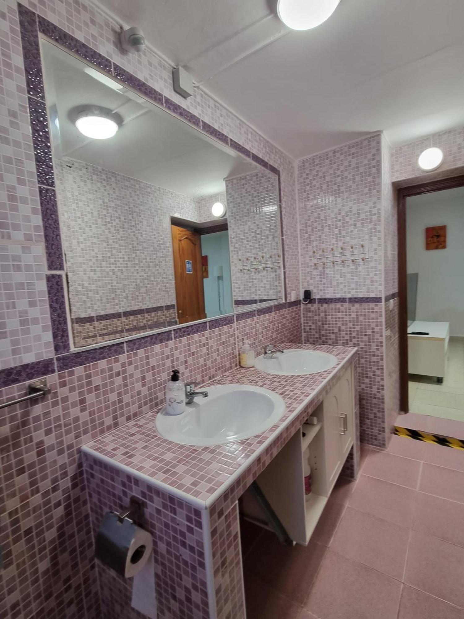 פואנגירולה Cozy Rooms In Terraced House מראה חיצוני תמונה
