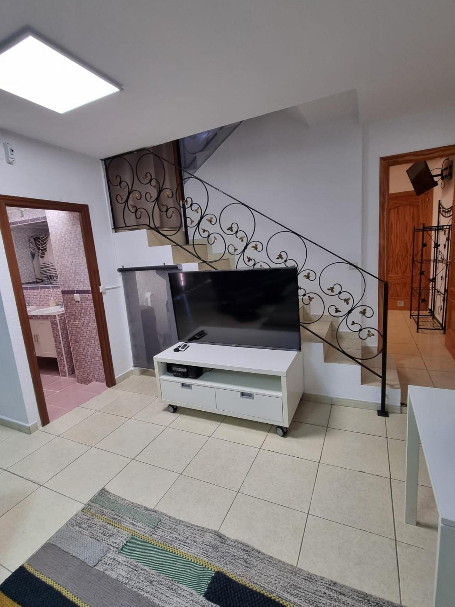 פואנגירולה Cozy Rooms In Terraced House מראה חיצוני תמונה